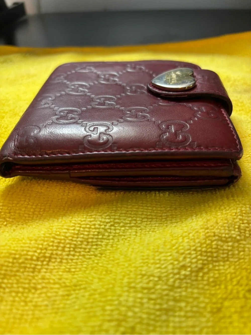 AUTHENTIC Gucci Metallic Guccissima Heart French Flap Wallet - Burgundy Red